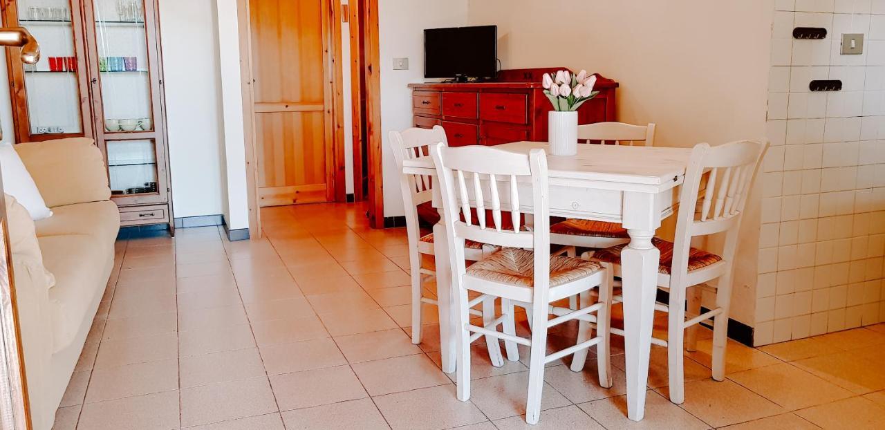Casa A Schiera Le Tonnare - Affitti Brevi Italia Apartamento Stintino Exterior foto