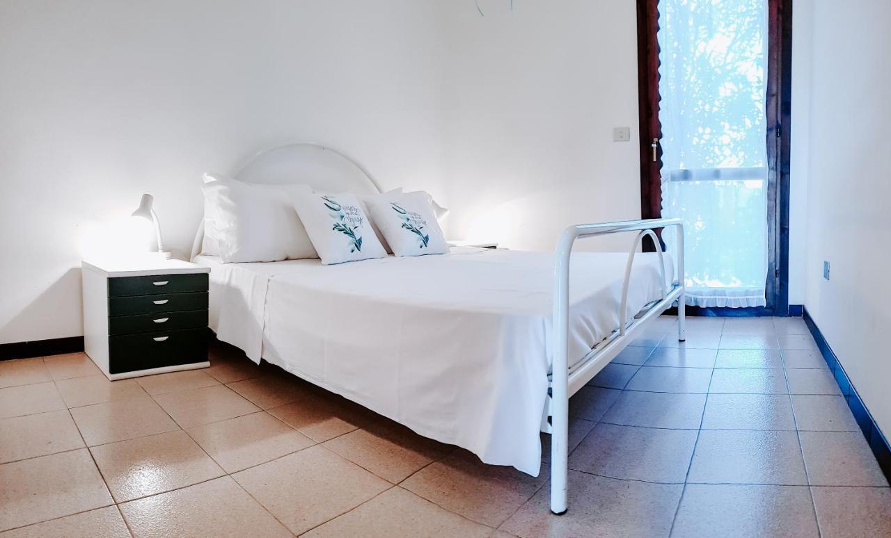 Casa A Schiera Le Tonnare - Affitti Brevi Italia Apartamento Stintino Exterior foto